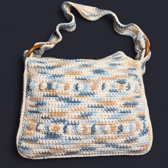 Cream/pastel colored crochet messenger bag - Picture 2 of 5